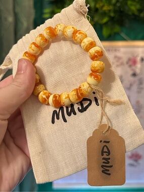 Fidget Bracelet in Amber